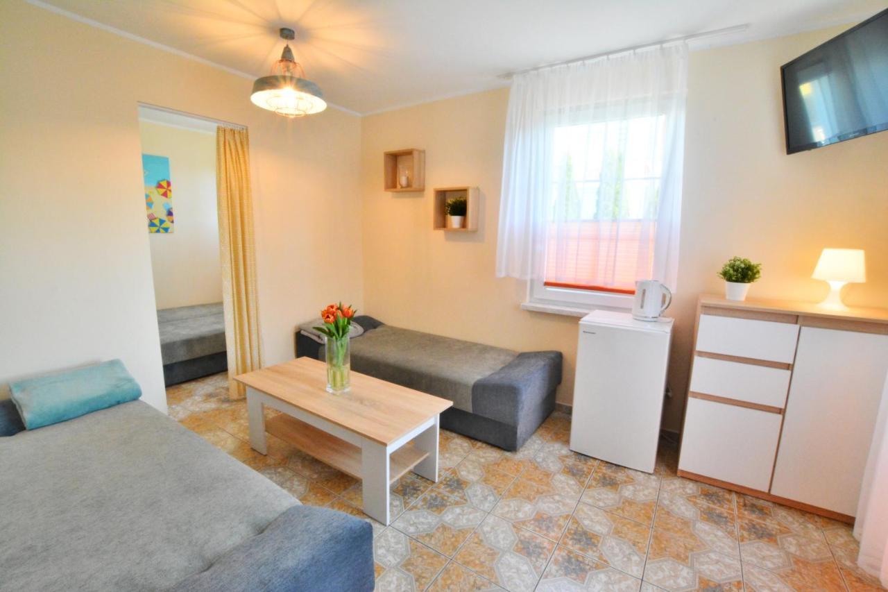 Czarmorza Pokoje Goscinne Großmöllen Exterior foto